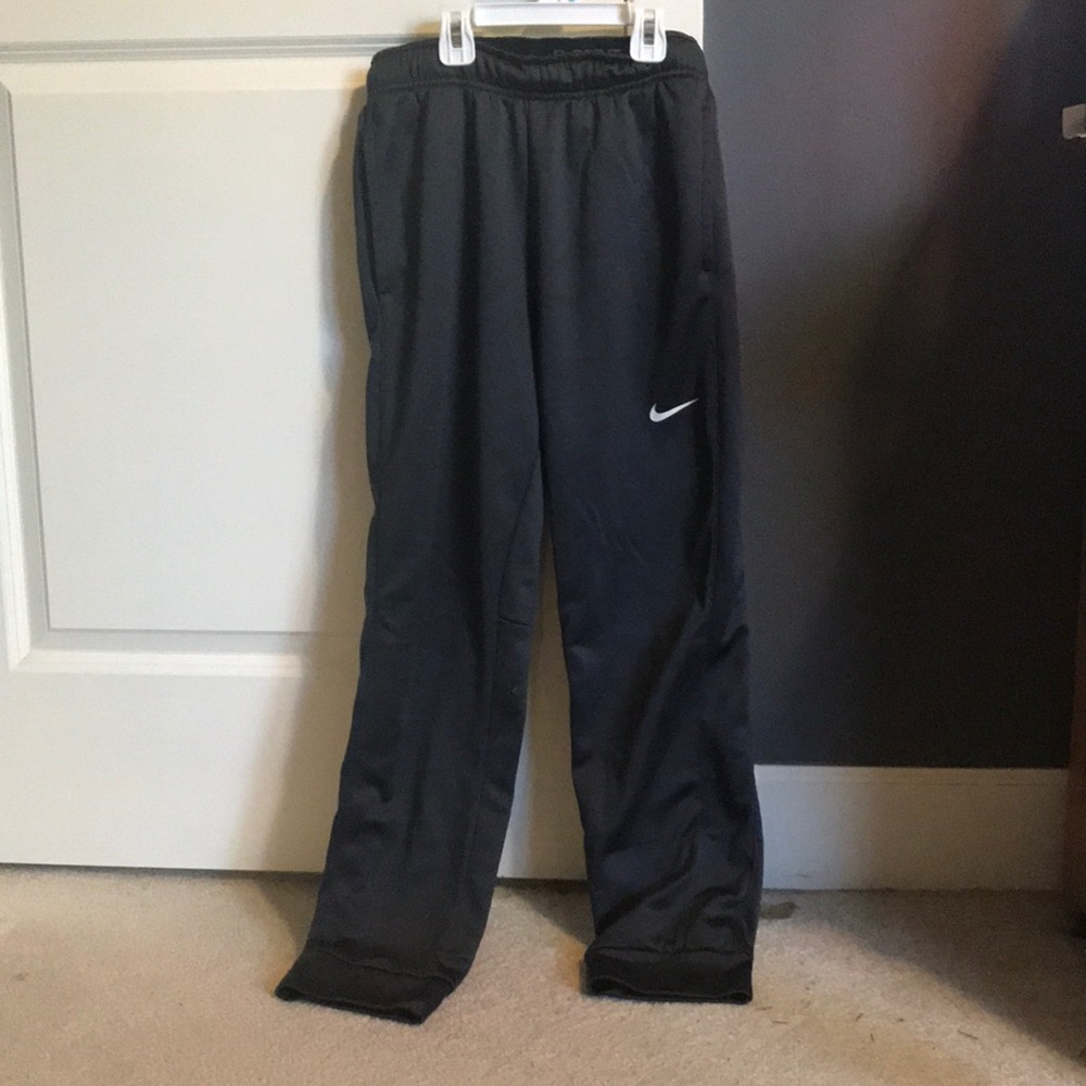 Dark grey Nike sweatpants